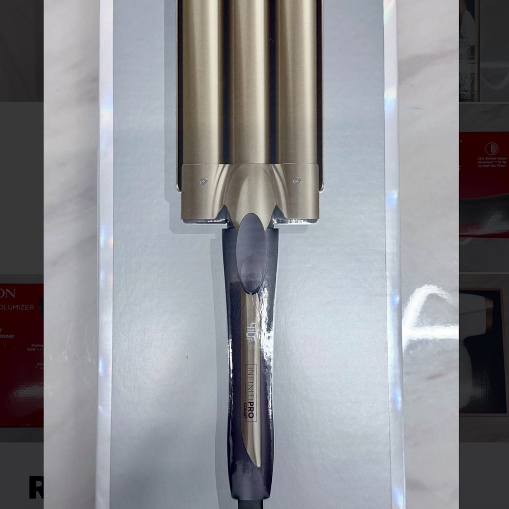 CONAIR INFINITYPRO TRIPLE BARREL WAVER